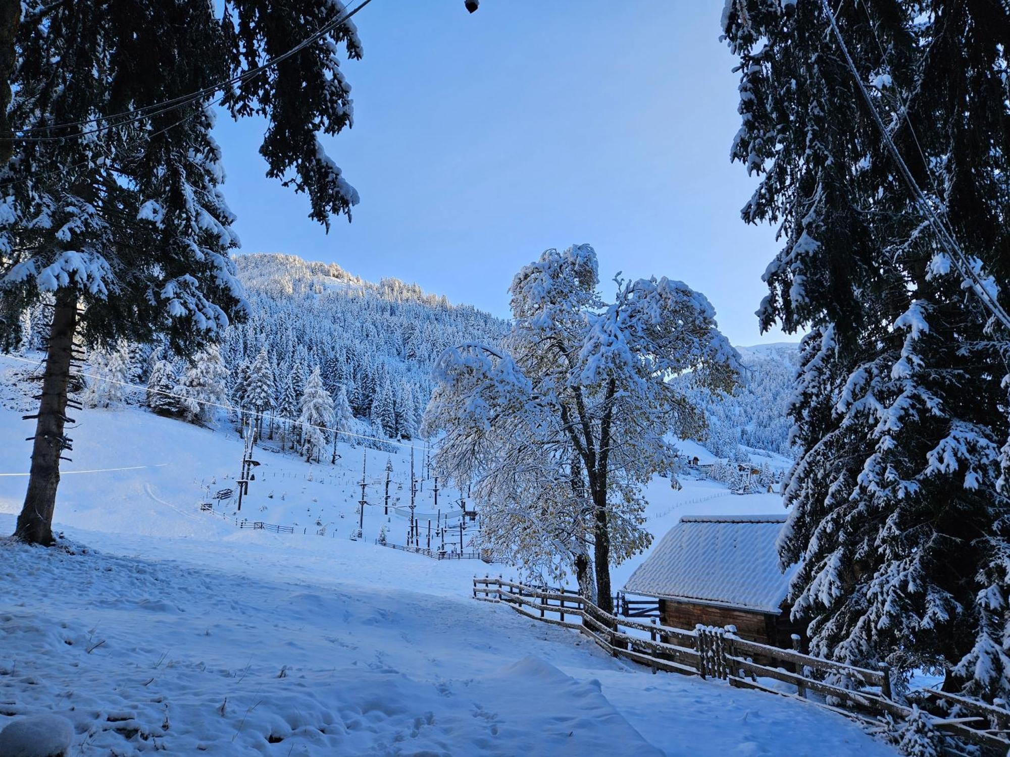 Kinder- Und Familienhotel Nockalm Innerkrems Luaran gambar