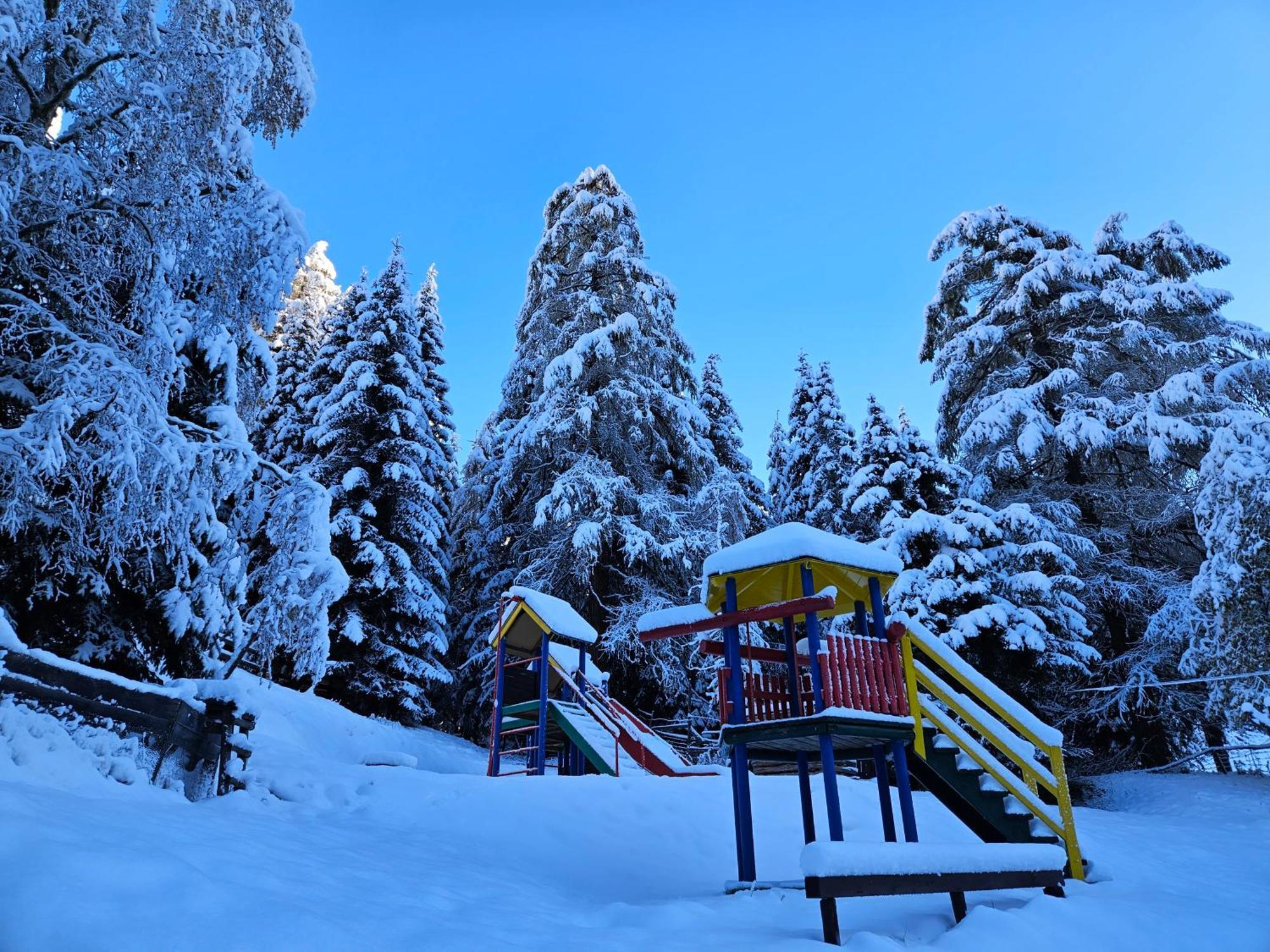 Kinder- Und Familienhotel Nockalm Innerkrems Luaran gambar