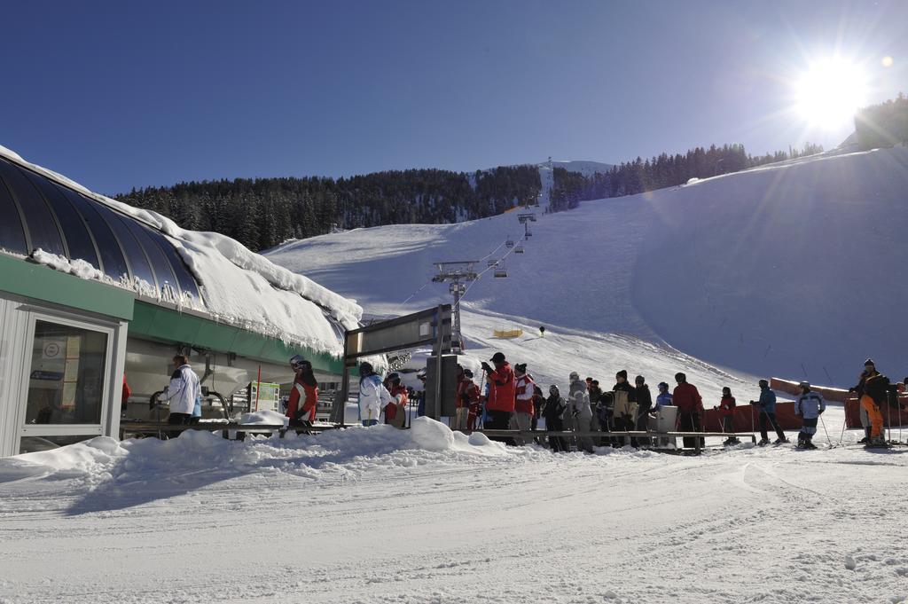 Kinder- Und Familienhotel Nockalm Innerkrems Luaran gambar