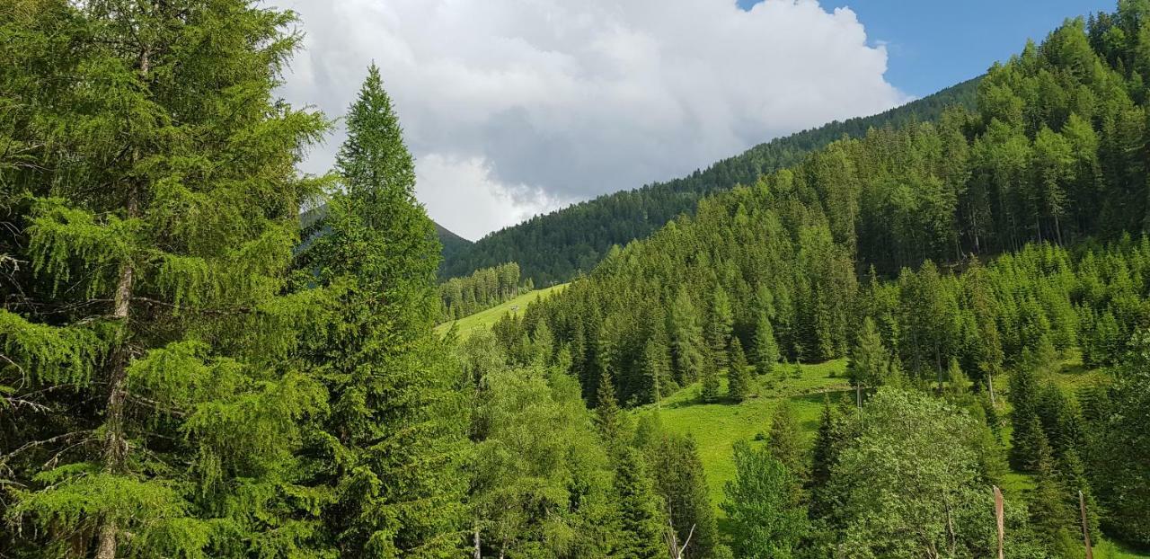 Kinder- Und Familienhotel Nockalm Innerkrems Luaran gambar