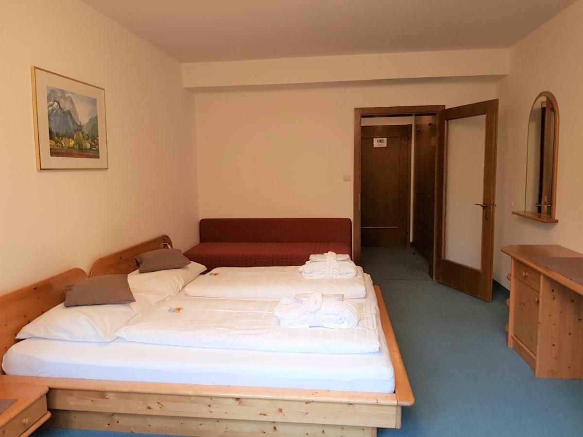 Kinder- Und Familienhotel Nockalm Innerkrems Luaran gambar