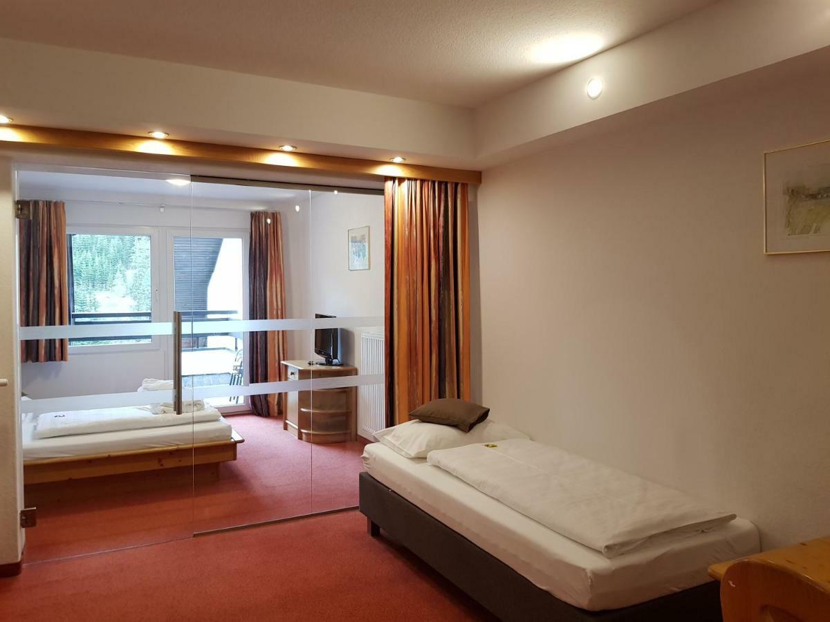 Kinder- Und Familienhotel Nockalm Innerkrems Luaran gambar